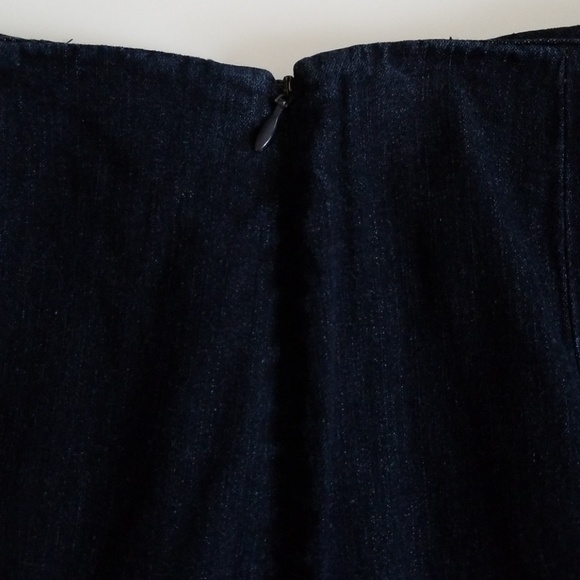 Calvin Klein Tiere Denim Skirt, Size 8? - Picture 5 of 5